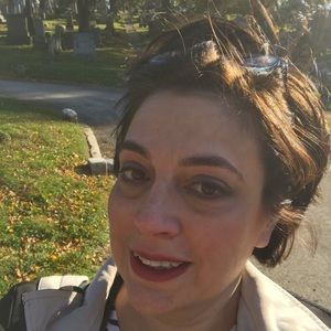 Meet your Posher, Jeannette